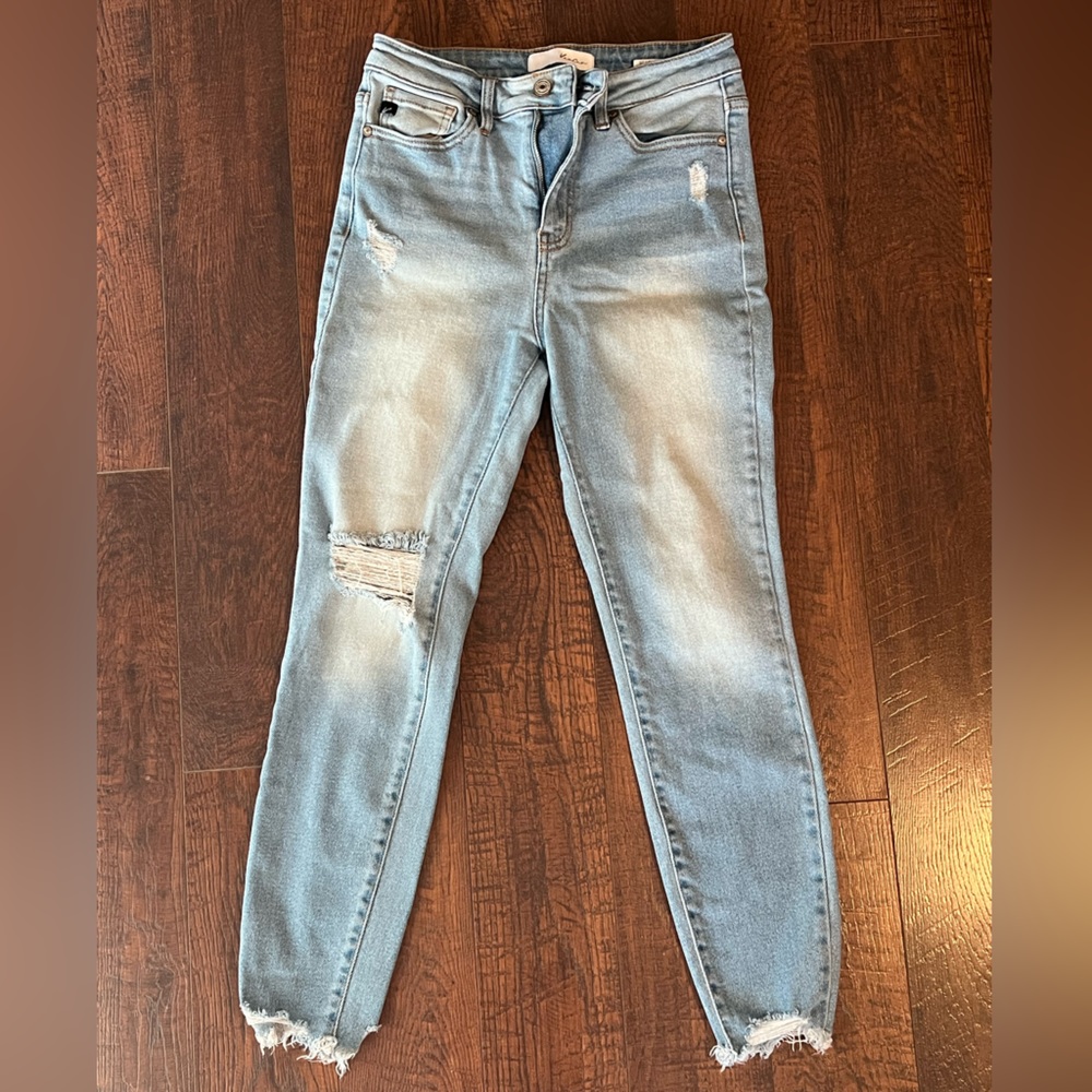 Distressed KanCan Jeans